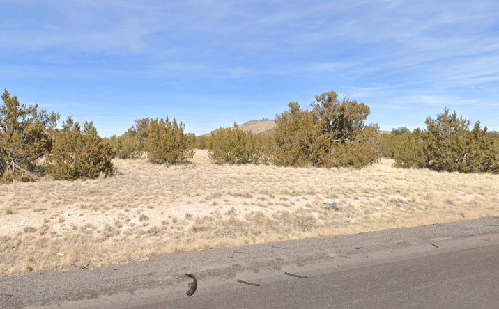 Pictures of Land property located at 30720 Bearclaw Ln, Seligman, AZ 86337 for sales - image #1