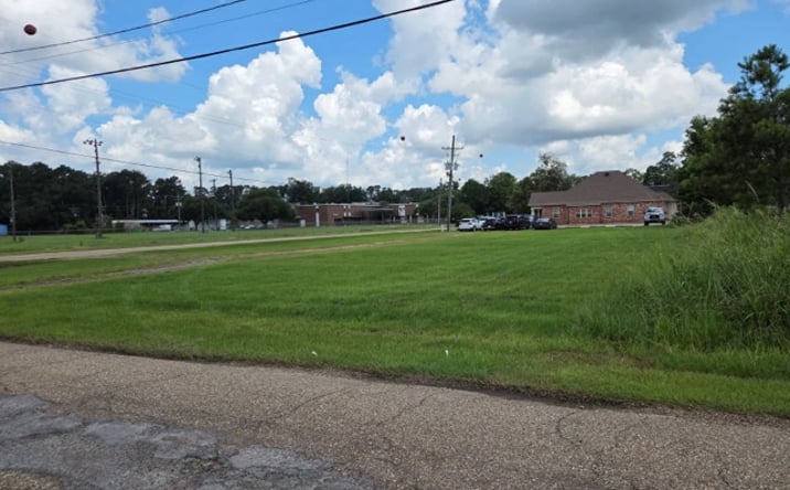 Pictures of Retail, Land property located at North 2nd Street, Amite City, LA 70422 for sales - image #1