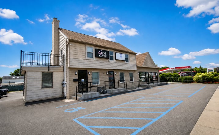 Pictures of Office, Mixed Use property located at 18-20 Hempstead Turnpike, Farmingdale, NY 11735 for sales - image #1