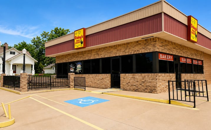 Pictures of Retail, Office, Mixed Use property located at 122 5th Street, Shiner, TX 77984 for sales - image #1