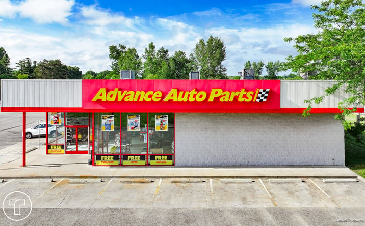 Pictures of Retail property located at 5243 W US 10, Ludington, MI 49431 for sales - image #1