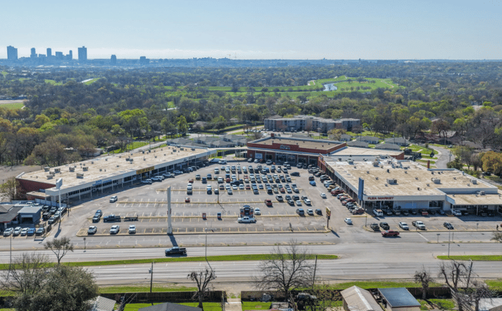Pictures of Retail property located at 4409 River Oaks Blvd, Fort Worth, TX 76114 for sales - image #1
