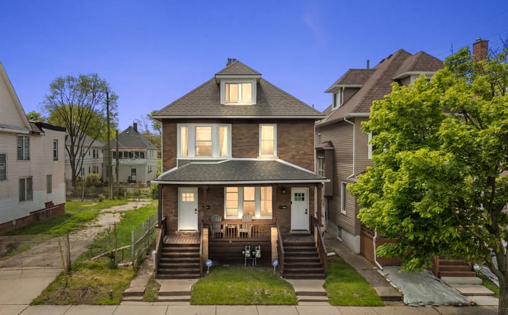Pictures of Multifamily property located at 2573 TOWNSEND ST, DETROIT, MI 48214-5207 for sales - image #1