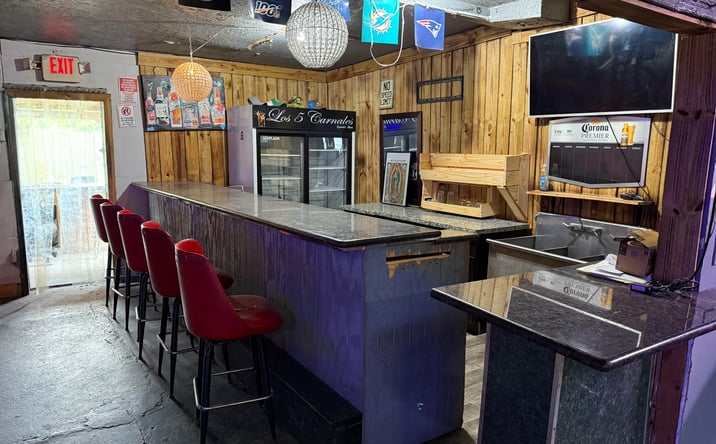 Pictures of Mixed Use property located at 8714 LA PORTE RD, HOUSTON, TX 77012-2641 for sales - image #1