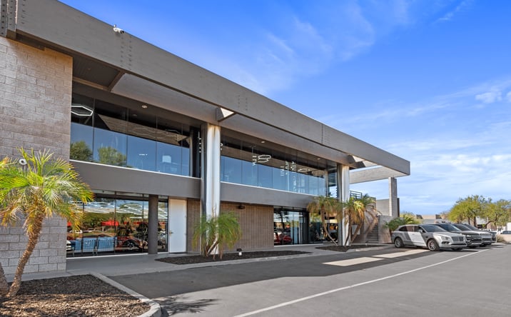 Pictures of Retail property located at 14982 North 83rd Place, Scottsdale, AZ 85260 for sales - image #1