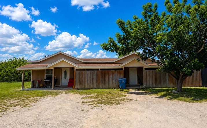 Pictures of Land property located at 1231 E Expressway 77/83, San Benito, TX 78586 for sales - image #1