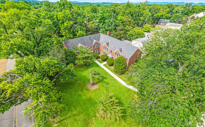Pictures of Multifamily property located at 701 Bowling Avenue, Nashville, TN 37215 for sales - image #1