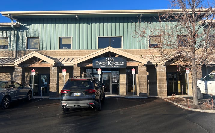 Pictures of Office property located at 2500 NE Twin Knolls Dr, Bend, OR 97701 for sales - image #1