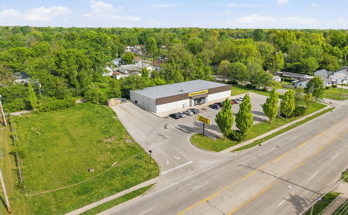 Pictures of Retail property located at 3725 N Keystone Avenue, Indianapolis, IN 46201 for sales - image #1