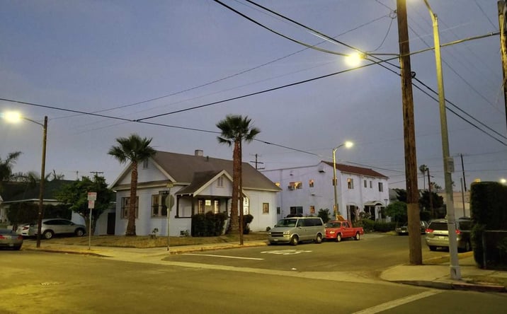 Pictures of Multifamily property located at 1550 S Ardmore Ave, Los Angeles, CA 90006 for sales - image #1