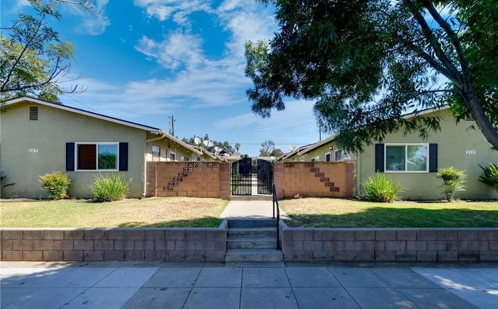 Pictures of Multifamily property located at 213 W 4th, San Dimas, CA 91773 for sales - image #1