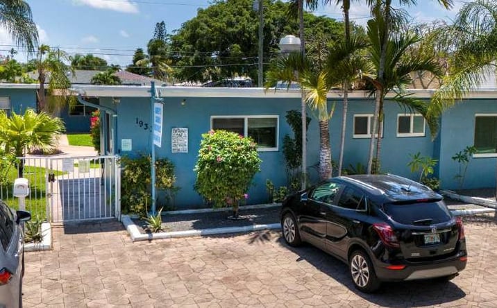Pictures of Special Purpose property located at 1930 Lincoln St, Hollywood, FL 33020 for sales - image #1