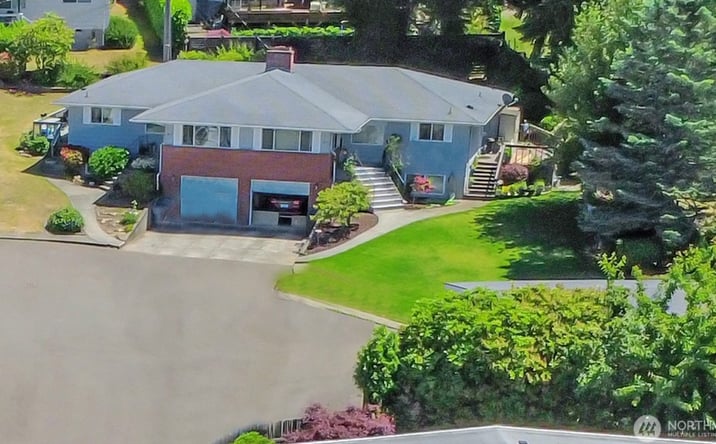 Pictures of Multifamily property located at 1917 Willow Ln W, University Place, WA 98466 for sales - image #1