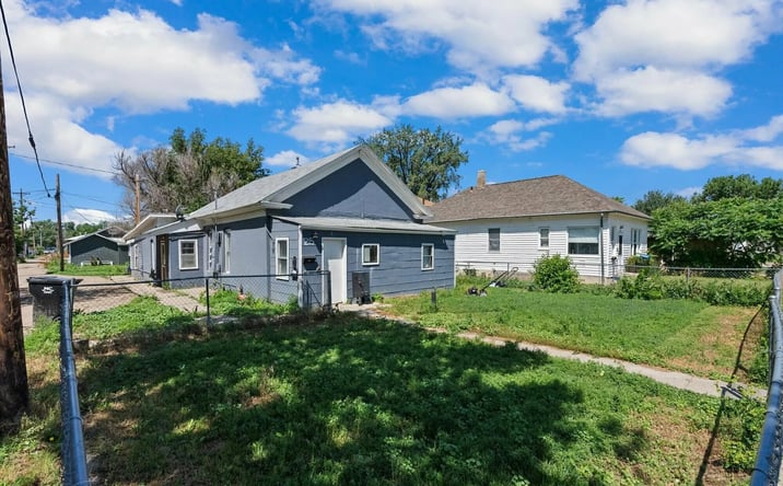 Pictures of Multifamily property located at 215 N 6th St, Miles City, MT 59301 for sales - image #1