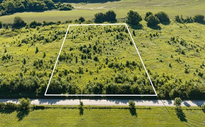 Pictures of Land, Multifamily property located at Lot 4 174th Street, Bonner Springs, KS 66012 for sales - image #1