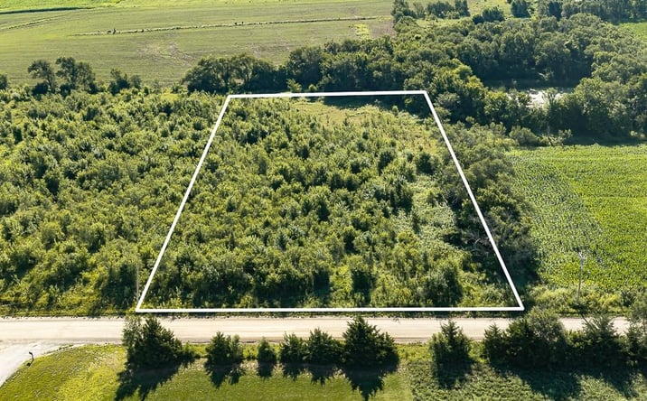 Pictures of Land, Multifamily property located at Lot 10 174th Street, Bonner Springs, KS 66012 for sales - image #1
