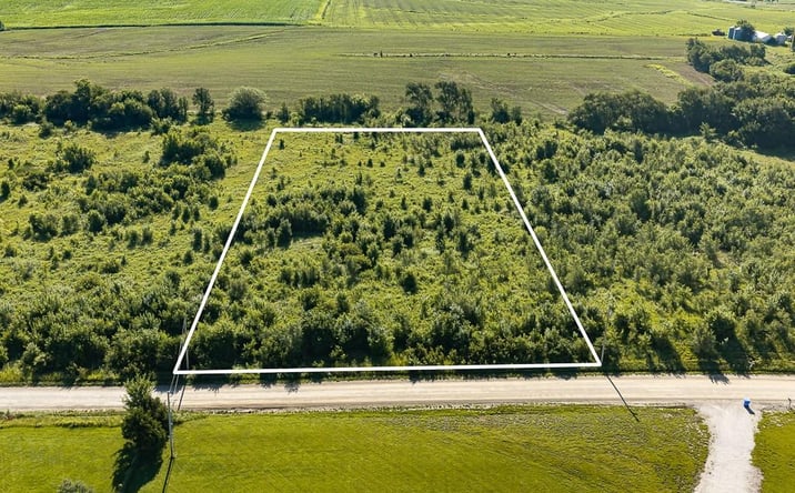 Pictures of Land, Multifamily property located at Lot 8 174th Street, Bonner Springs, KS 66012 for sales - image #1