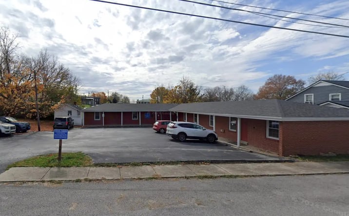 Pictures of Office property located at 137 W College St, New Castle, KY 40050 for sales - image #1