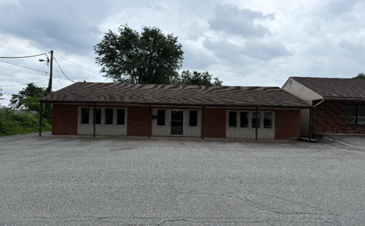 Pictures of Retail property located at 2317 Lakeside Drive, Lynchburg, VA 24501 for sales - image #1
