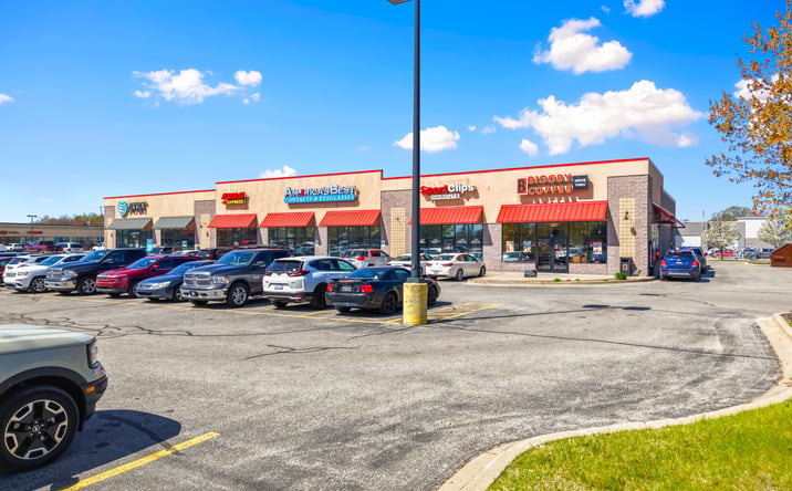 Pictures of Retail property located at 3295 HENRY ST, MUSKEGON, MI 49441-4094 for sales - image #1