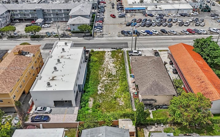 Pictures of Land property located at 1877 SW 7th St, Miami, FL 33135 for sales - image #1