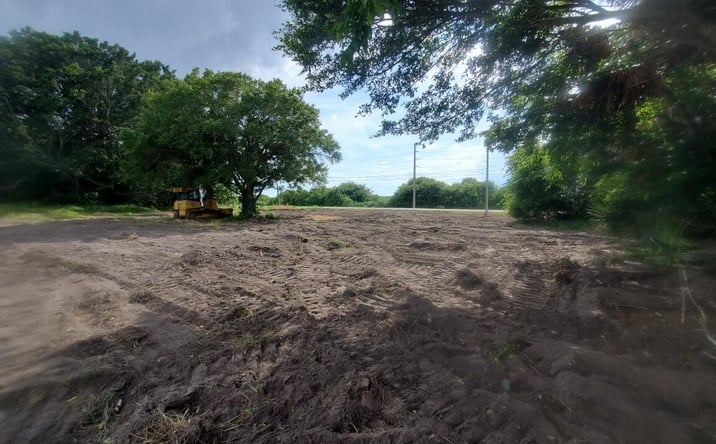 Pictures of Land property located at 14744 Us Highway 441 Highway, Canal Point, FL 33438 for sales - image #1
