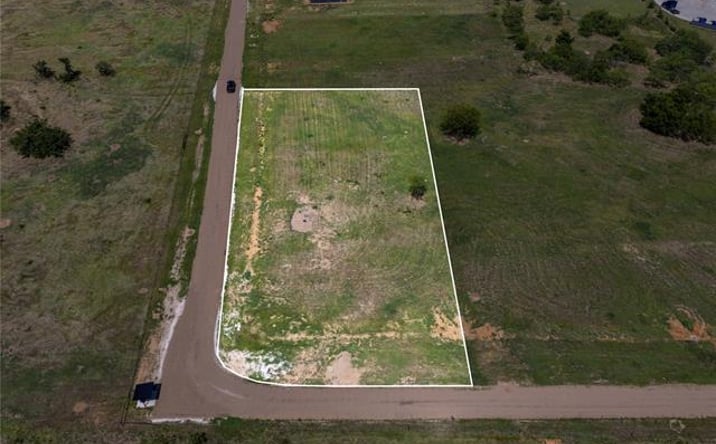 Pictures of Land property located at Lot 3 Lakewood Drive, Whitney, TX 76692 for sales - image #1