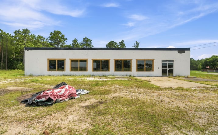 Pictures of Retail property located at 6500 BAKER RD, OCEAN SPRINGS, MS 39564 for sales - image #1