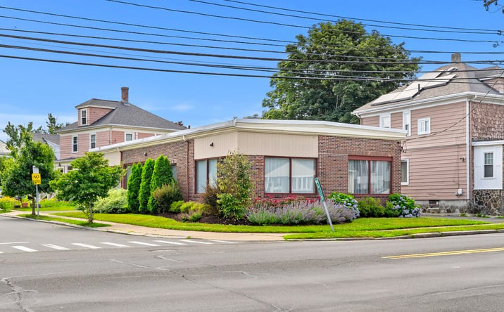 Pictures of Office property located at 189 Loring Ave, Salem, MA 01970 for sales - image #1