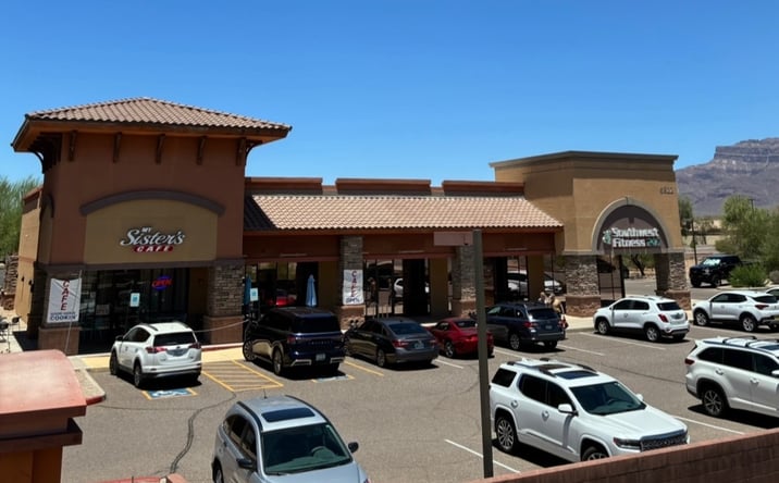 Pictures of Retail property located at 6822 S Kings Ranch Rd, Gold Canyon, AZ 85118 for sales - image #1