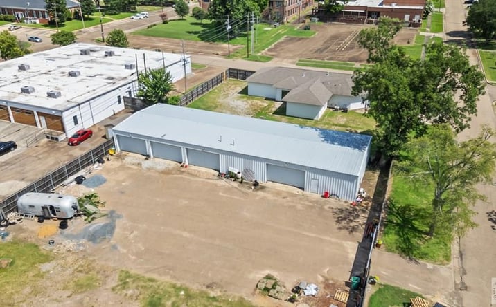 Pictures of Industrial property located at 1008 Wood St, Texarkana, TX 75501 for sales - image #1