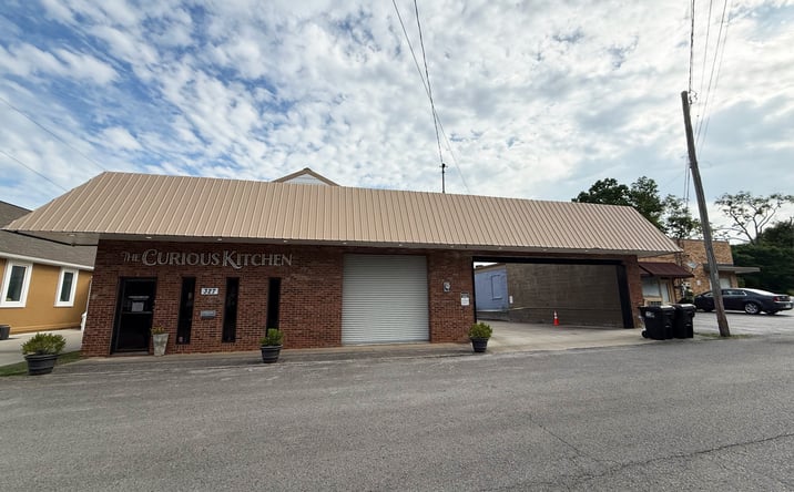 Pictures of Retail, Office, Industrial property located at 327 East State Street, Murfreesboro, TN 37130 for sales - image #1