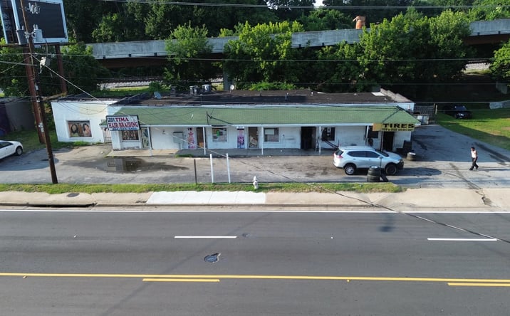 Pictures of Retail property located at 2635 Martin Luther King Junior Drive Southwest, Atlanta, GA 30311 for sales - image #1