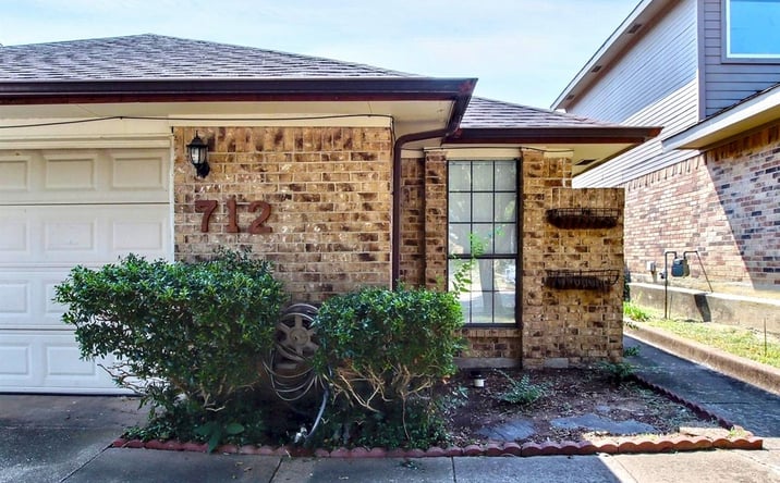 Pictures of Multifamily property located at 712 Via Miramonte, Mesquite, TX 75150, 2908 Nelson Drive, Mesquite, TX 75150, 2912 Nelson Drive, Mesquite, TX 75150, 9527 Gonzales Drive, Dallas, TX 75227, 5027 Clover Haven Street, Dallas, TX 75227, 3048 Navarro Lane, Grand Prairie, TX 75052, 504 Sierra Drive, DeSoto, TX 75115 for sales - image #1
