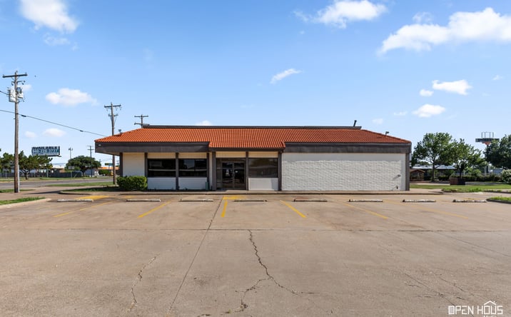 Pictures of Retail, Mixed Use, Special Purpose property located at 3900 Sheppard Access Road, Wichita Falls, TX 76306 for sales - image #1