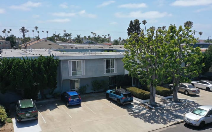 Pictures of Multifamily property located at 4935 Niagara Avenue, San Diego, CA 92107 for sales - image #1
