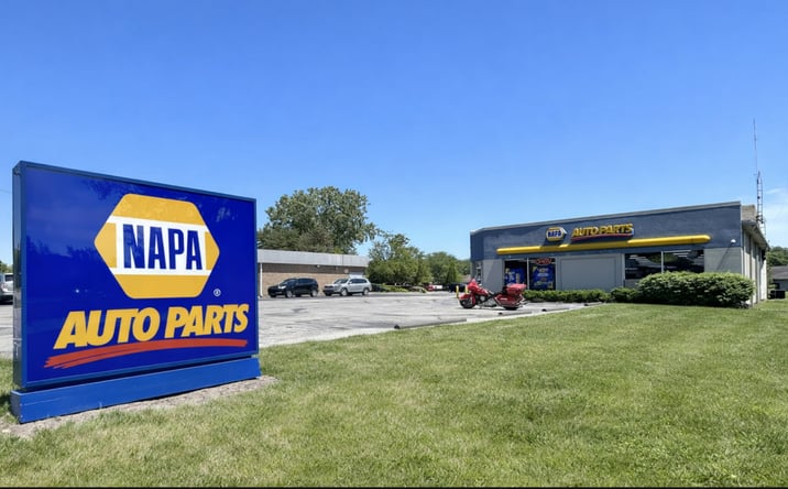 Pictures of Retail property located at 8012 Lewis Ave, Temperance, MI 48182 for sales - image #1