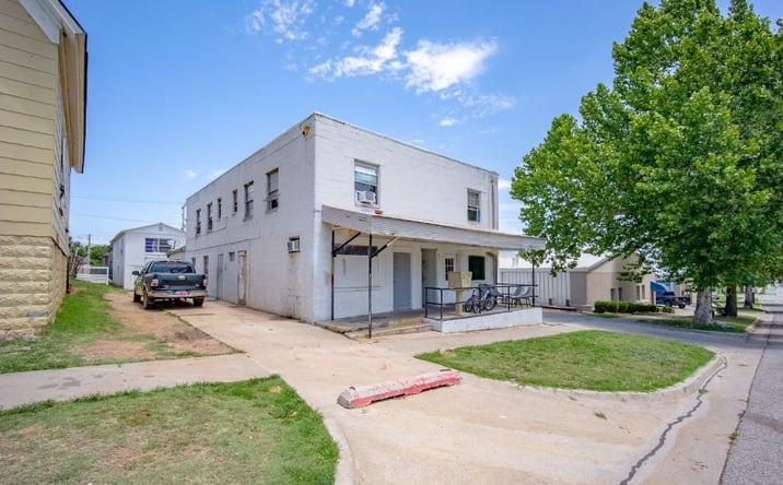 Pictures of Multifamily property located at 31 SW 25TH ST, OKLAHOMA CITY, OK 73109 for sales - image #1