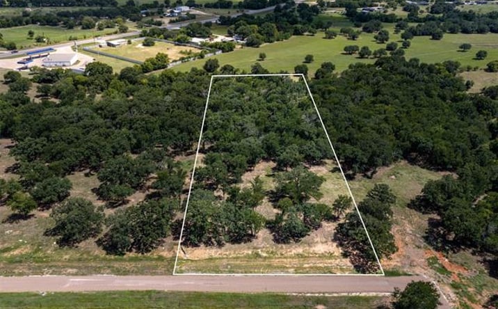 Pictures of Land property located at Lot 11 Lakewood Drive, Whitney, TX 76692 for sales - image #1