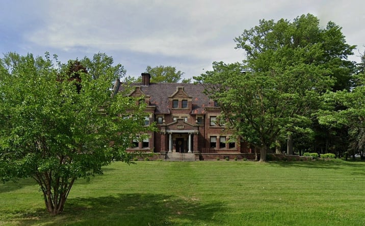 Pictures of Office property located at 715 East Buchtel Avenue, Akron, OH 44308 for sales - image #1