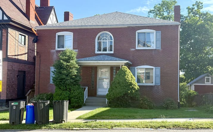 Pictures of Multifamily property located at 533 Station St, Bridgeville, PA 15017 for sales - image #1