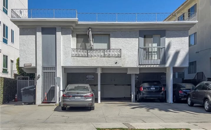 Pictures of Multifamily property located at 2036 S Bentley, Los Angeles, CA 90025 for sales - image #1