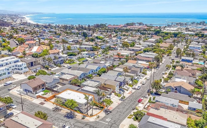 Pictures of Multifamily property located at 33872 Alcazar, Dana Point, CA 92629 for sales - image #1