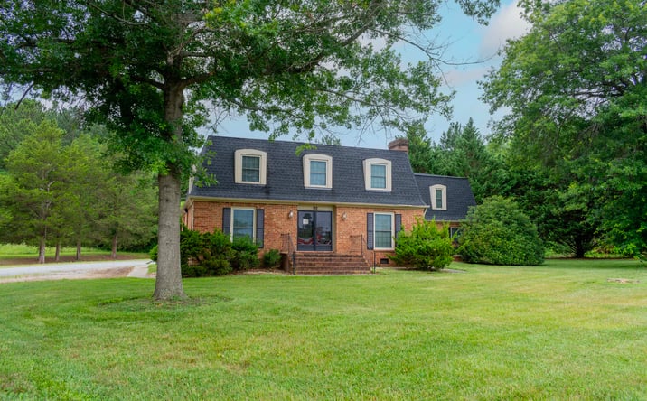 Pictures of Retail, Industrial property located at 102 Club Road, Louisa, VA 23093 for sales - image #1