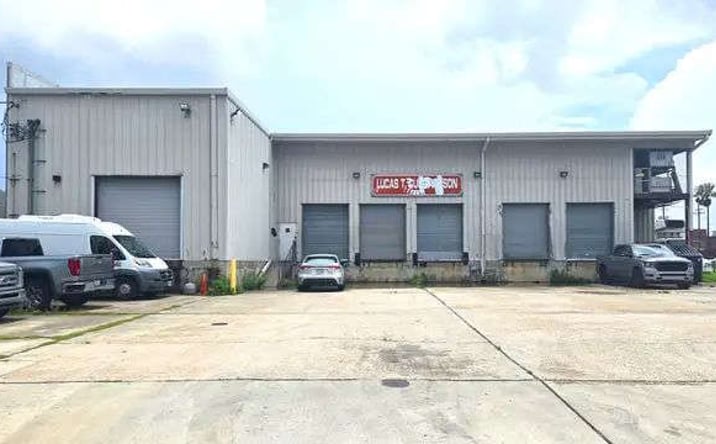 Pictures of Industrial property located at 500 N Hennessey St, New Orleans, LA 70119 for sales - image #1