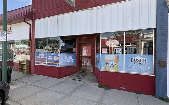 Pictures of Retail, Special Purpose property located at 119 S 1st Street, Pleasant Hill, MO 64080 for sales - image #1
