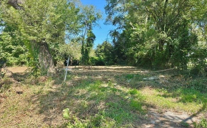 Pictures of Land, Multifamily property located at 3123 Marsh Avenue, Kansas City, MO 64133 for sales - image #1