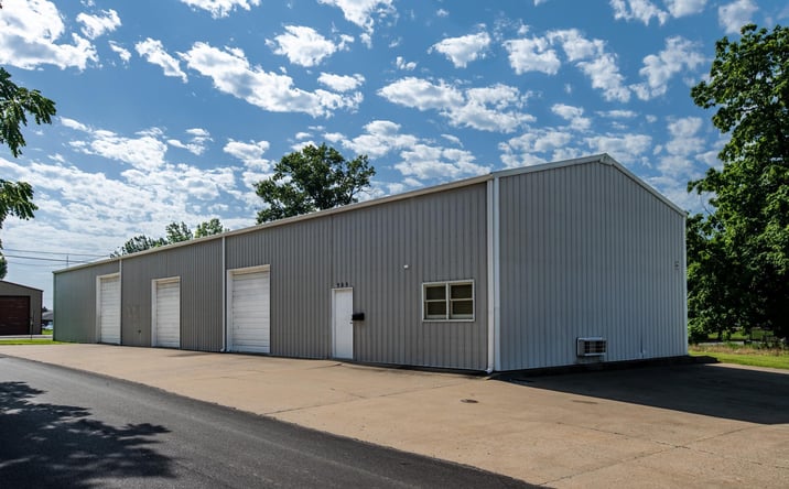 Pictures of Industrial property located at 905 CENTRAL Street, Marion, IL 62959 for sales - image #1