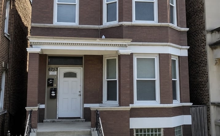 Pictures of Multifamily property located at 6753 S Loomis Boulevard, Chicago, IL 60636 for sales - image #1