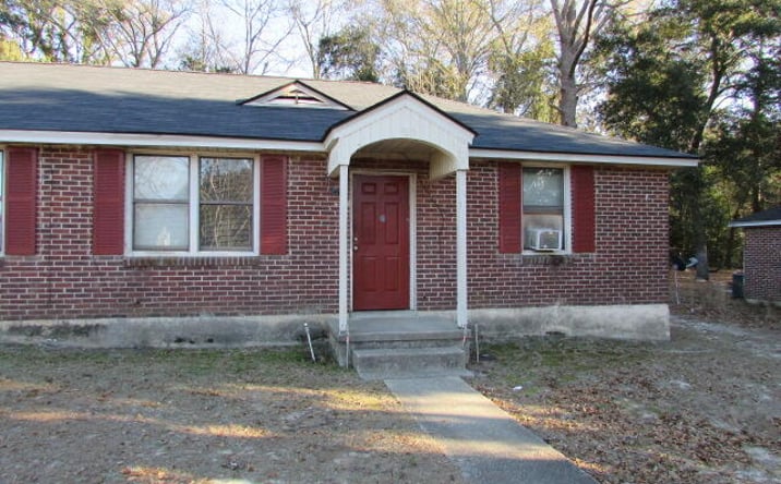 Pictures of Multifamily property located at 133 Highland Avenue A & B, Sumter, SC 29150 for sales - image #1